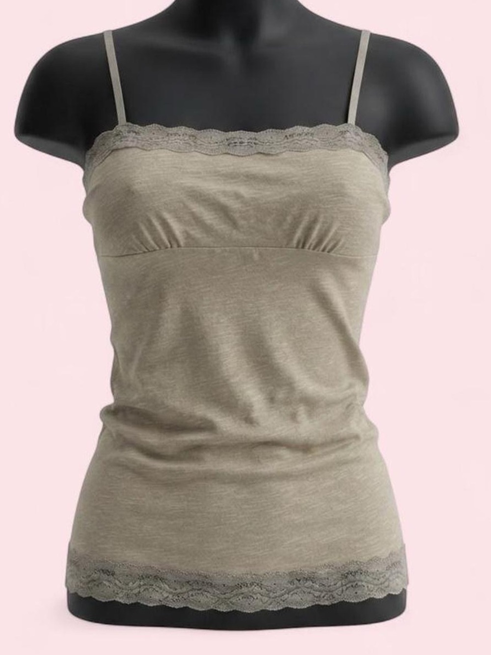 So Wear It Declare It Y2K Early 2000s Vintage Lace-Trim Camisole Oatmeal
